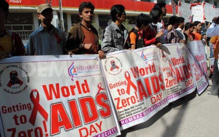 Πακιστάν: Παιδιά θετικά στον HIV μετά από μετάγγιση αίματος
