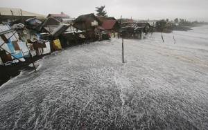 Φιλιππίνες - Σαρώνει ο τυφώνας Χαγκουπίτ