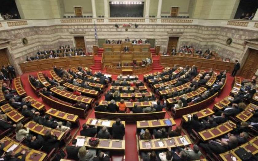 LIVE: Η ψηφοφορία της τροπολογίας για τον Ρωμανό στη Βουλή