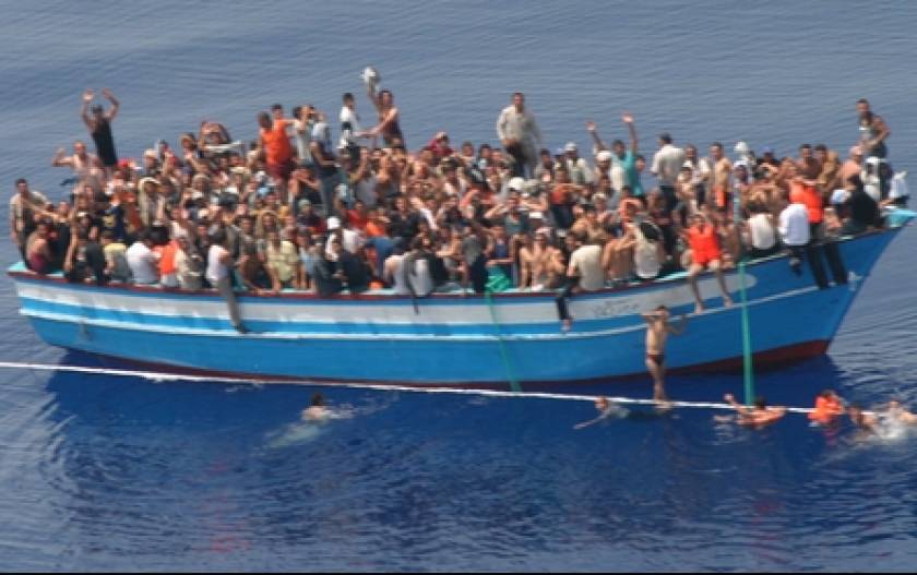 Διάσωση 400 προσφύγων στη Μεσόγειο
