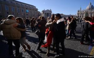 Χρόνια πολλά στον Πάπα με αργεντίνικο tango (video)