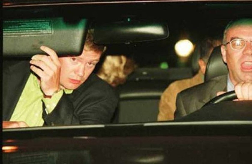 Η πριγκίπισσα Diana μέσα στο αμάξι λίγο πριν κοπεί το νήμα της ζωής της από τη σφοδρή πρόσκρουση
