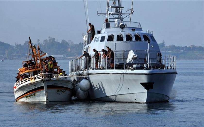 Ακυβέρνητο σκάφος με μετανάστες στα ανοιχτά της Πύλου