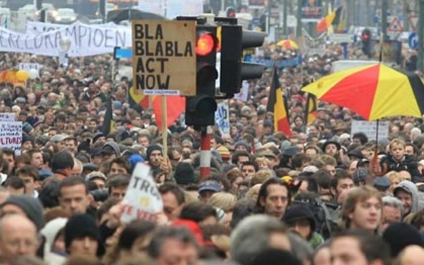 Γέμισαν τρακτέρ και διαδηλωτές οι δρόμοι των Βρυξελλών