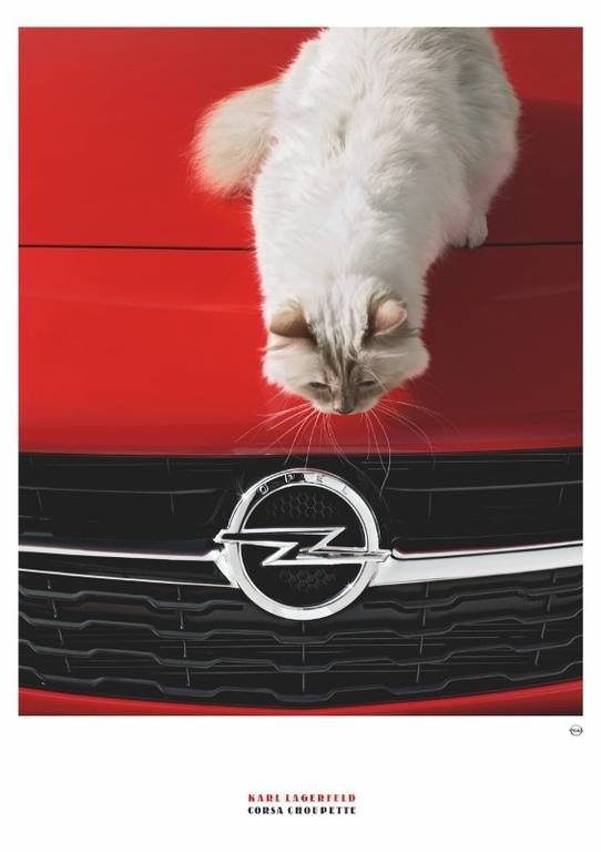 Opel: Έρχεται το Ημερολόγιο Corsa 2015 του Lagerfeld