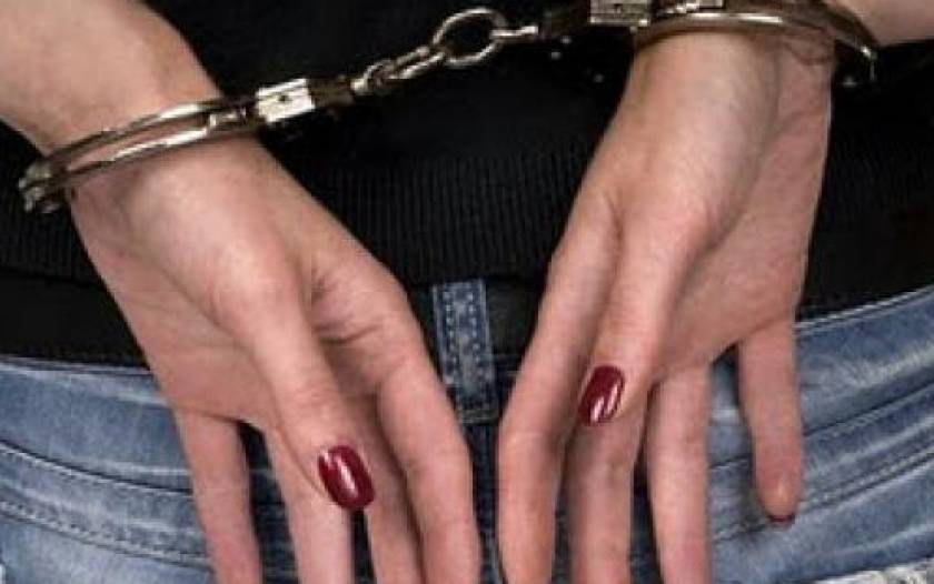 Σύλληψη 42χρονης στην Κατερίνη για μαστροπεία