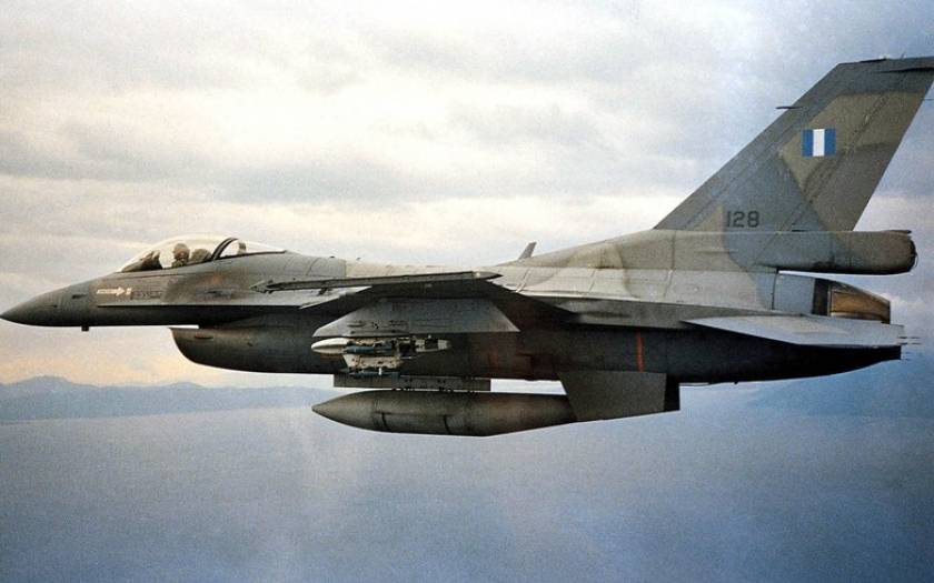 Η δήμαρχος Γαύδου διαμαρτύρεται για τις πτήσεις των F-16