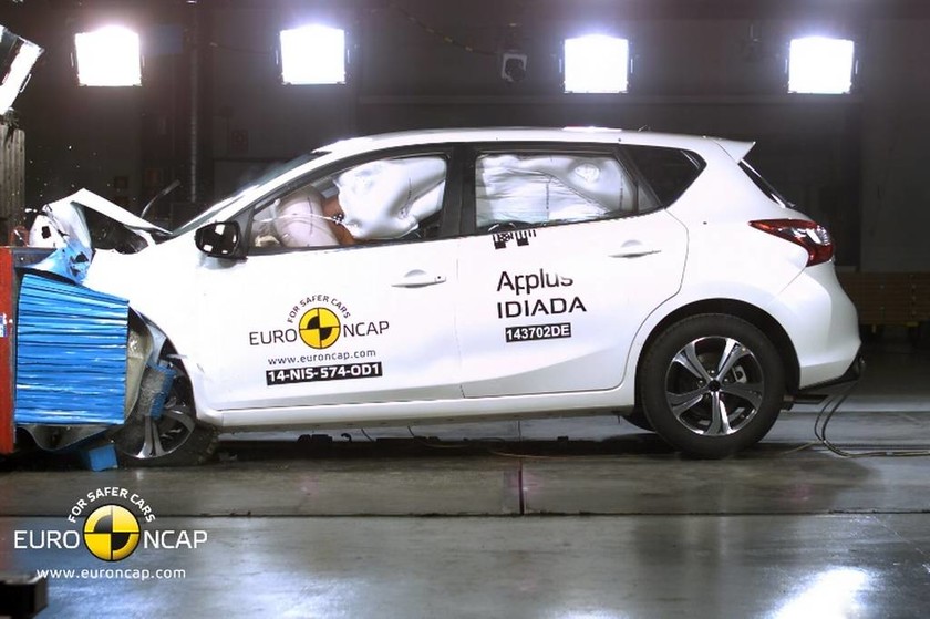 Nissan: Πέντε αστέρια στο Euro NCAP για το νέο Pulsar
