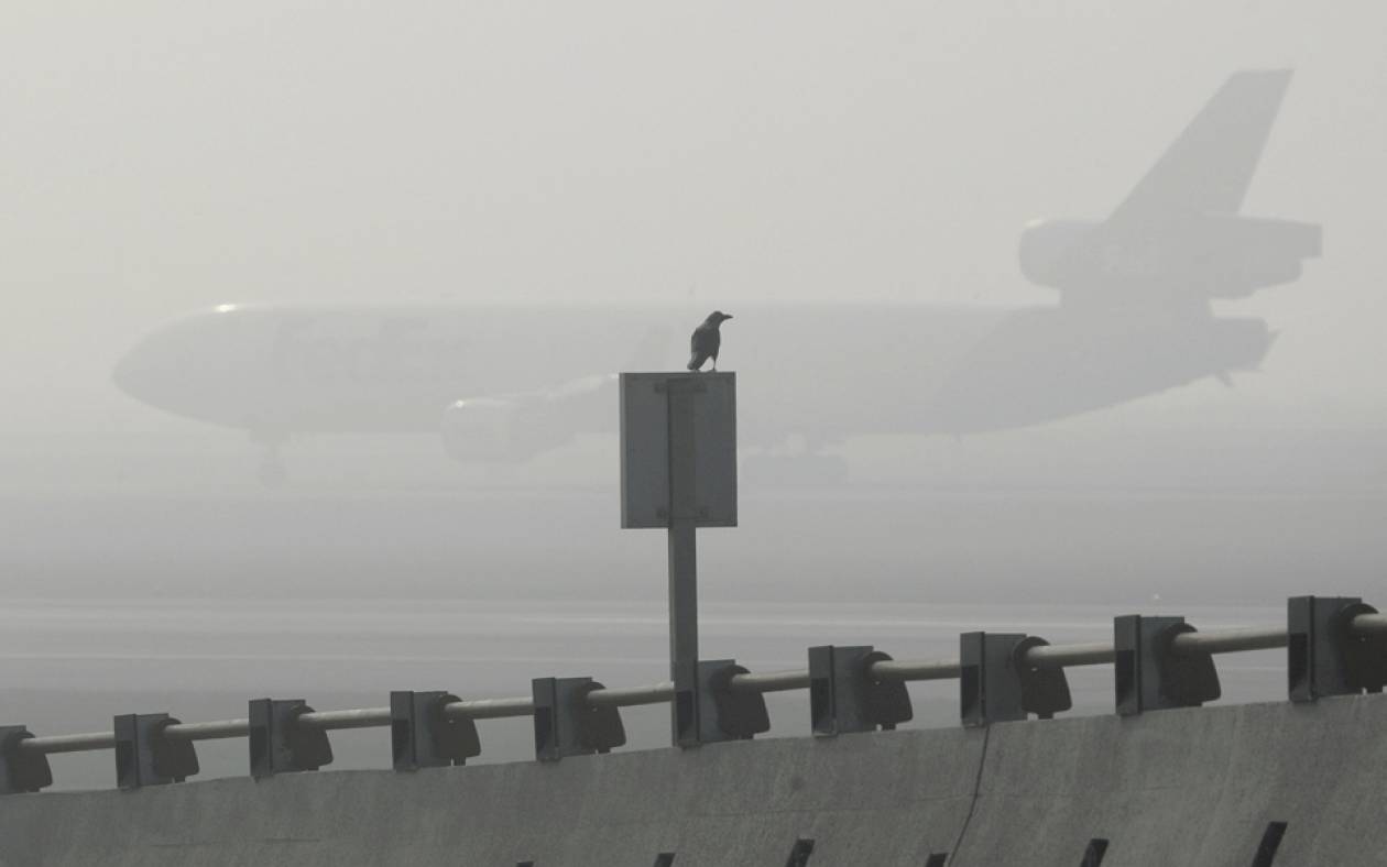 Απαγορευτικό στην προσγείωση πτήσεων έβαλε η ομίχλη