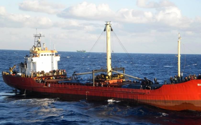 Σήμα κινδύνου από πλοίο με παράνομους μετανάστες ανοιχτά της Κέρκυρας
