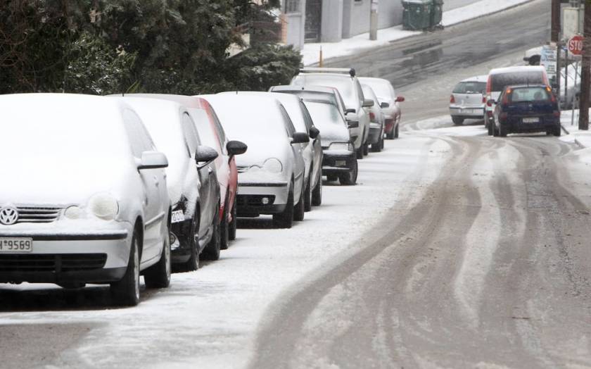 Πού χιονίζει αυτή την ώρα-Τα προβλήματα στο οδικό δίκτυο