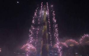 Ντουμπάι: Θεαματικό καλωσόρισμα στο 2015