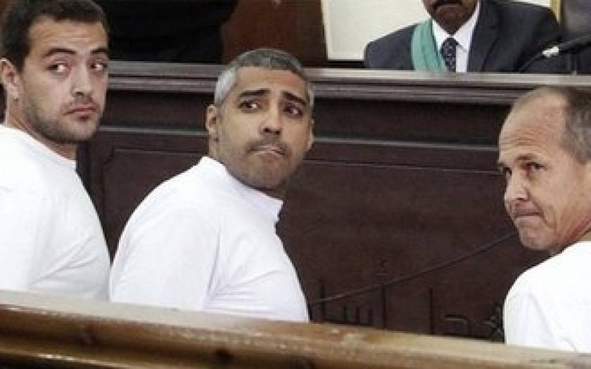 Αίγυπτος: Ξαναδικάζονται οι 3 δημοσιογράφοι του Αλ Τζαζίρα