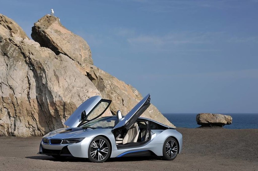 Βραβείο απένειμε το περιοδικό “Top Gear Magazine”: BMW i8 στην κατηγορία “Car of the Year 2014”