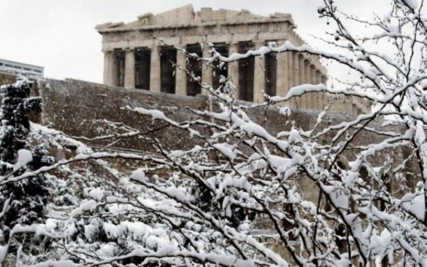 Καιρός: Έρχεται νέος χιονιάς - Στα λευκά και η Αθήνα
