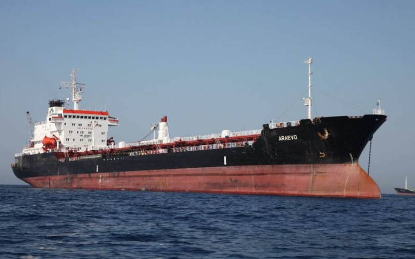 Έλληνας ναυτικός σκοτώθηκε από βομβαρδισμό δεξαμενόπλοιου στη Λιβύη