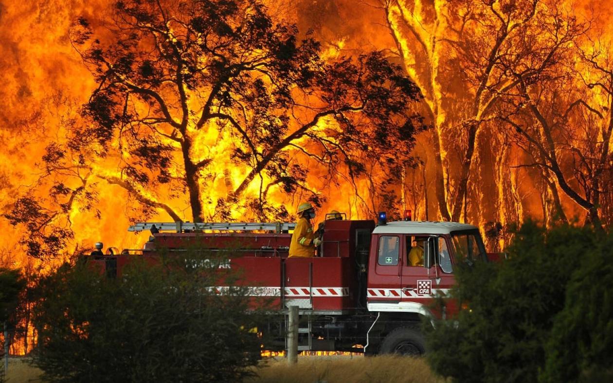 Αυστραλία: Οι πυροσβέστες δίνουν μάχη με τον χρόνο