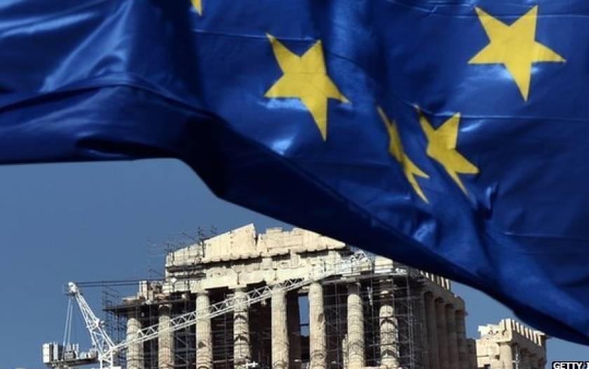 Η Ελλάδα, το ευρώ και η πιθανότητα Grexit στο επίκεντρο του διεθνούς Τύπου