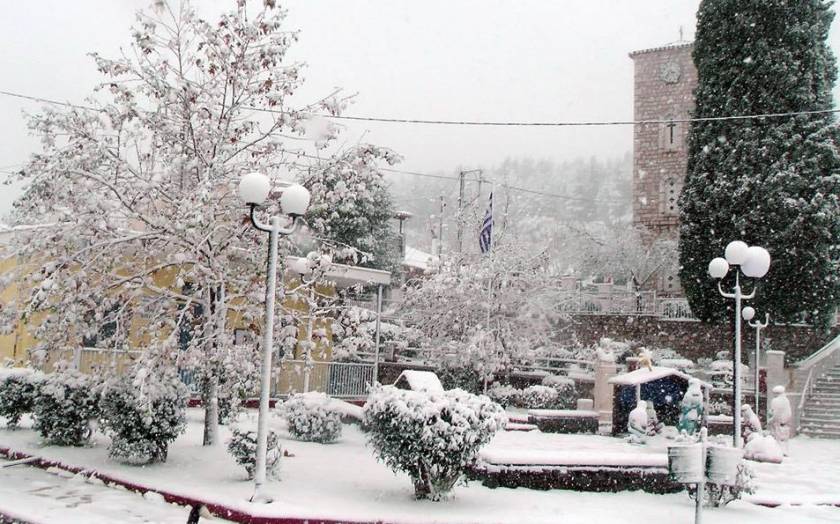 Οι αναγνώστες του Newsbomb.gr κάνουν ρεπορτάζ στα χιόνια (pics)