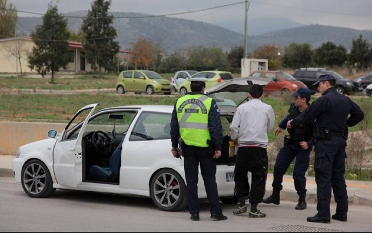 Θεσσαλία: 25 συλλήψεις κατά τη διάρκεια αστυνομικών ελέγχων