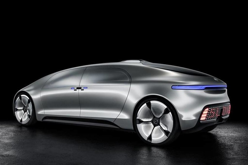 Σχεδιασμένο από την αρχή ως ένα αυτόνομο αυτοκίνητο, δημιουργεί νέες δυνατότητες στην κατασκευή και τη συνδεσιμότητα