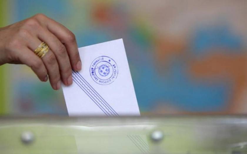 Εκλογές 2015 - Συνήγορος του Πολίτη: Υπάρχουν λύσεις για να ψηφίσουν οι 18αρηδες