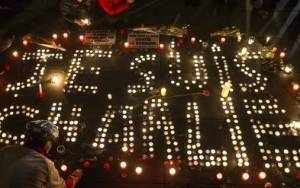Charlie Hebdo: Αντιδράσεις για τις δηλώσεις Φάρατζ περί «5ης Φάλαγγας»