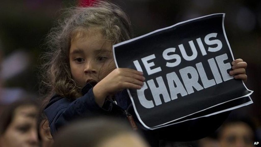 Charlie Hebdo: Συνεχίζεται για τρίτη μέρα το ανθρωποκυνηγητό στη Γαλλία