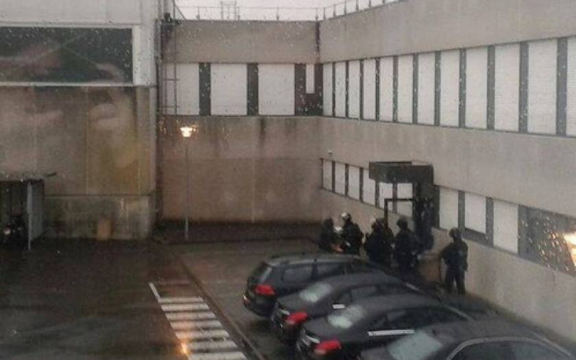 Charlie Hebdo: Φωτογραφίες από την επιχείρηση της αστυνομίας (photos)