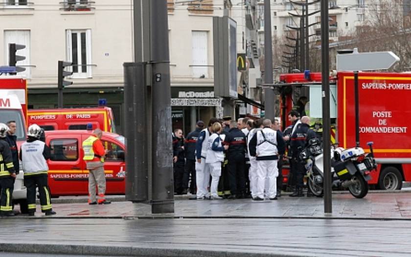 Παρίσι: Ύψιστος συναγερμός - Αποκλεισμένη η περιοχή της ομηρίας