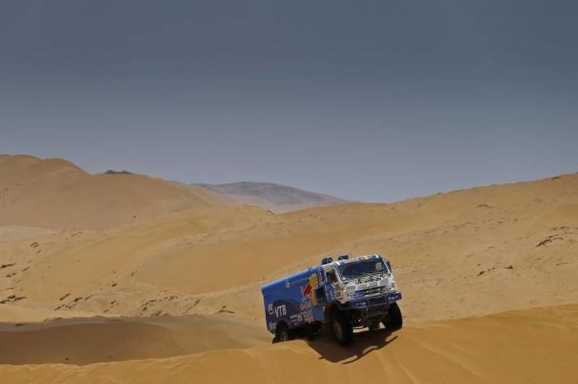 Ράλλυ Dakar 2015 πέμπτη ημέρα: Μένει πρώτος ο Al-Attiyah