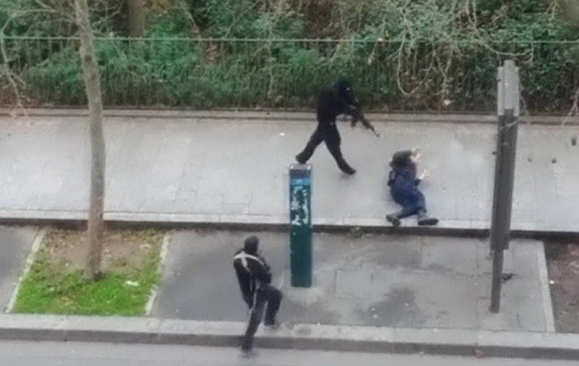 H Γαλλία στο στόχαστρο των τρομοκρατών και ένας λαός σε κατάσταση σοκ (pics)