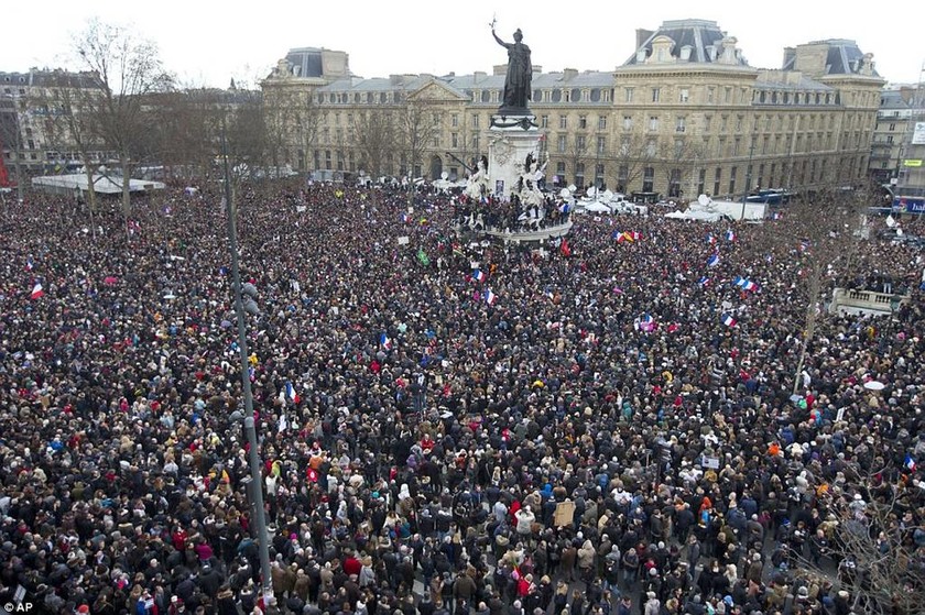 Γαλλία: Μεγαλειώδης διαδήλωση για την ελευθερία  