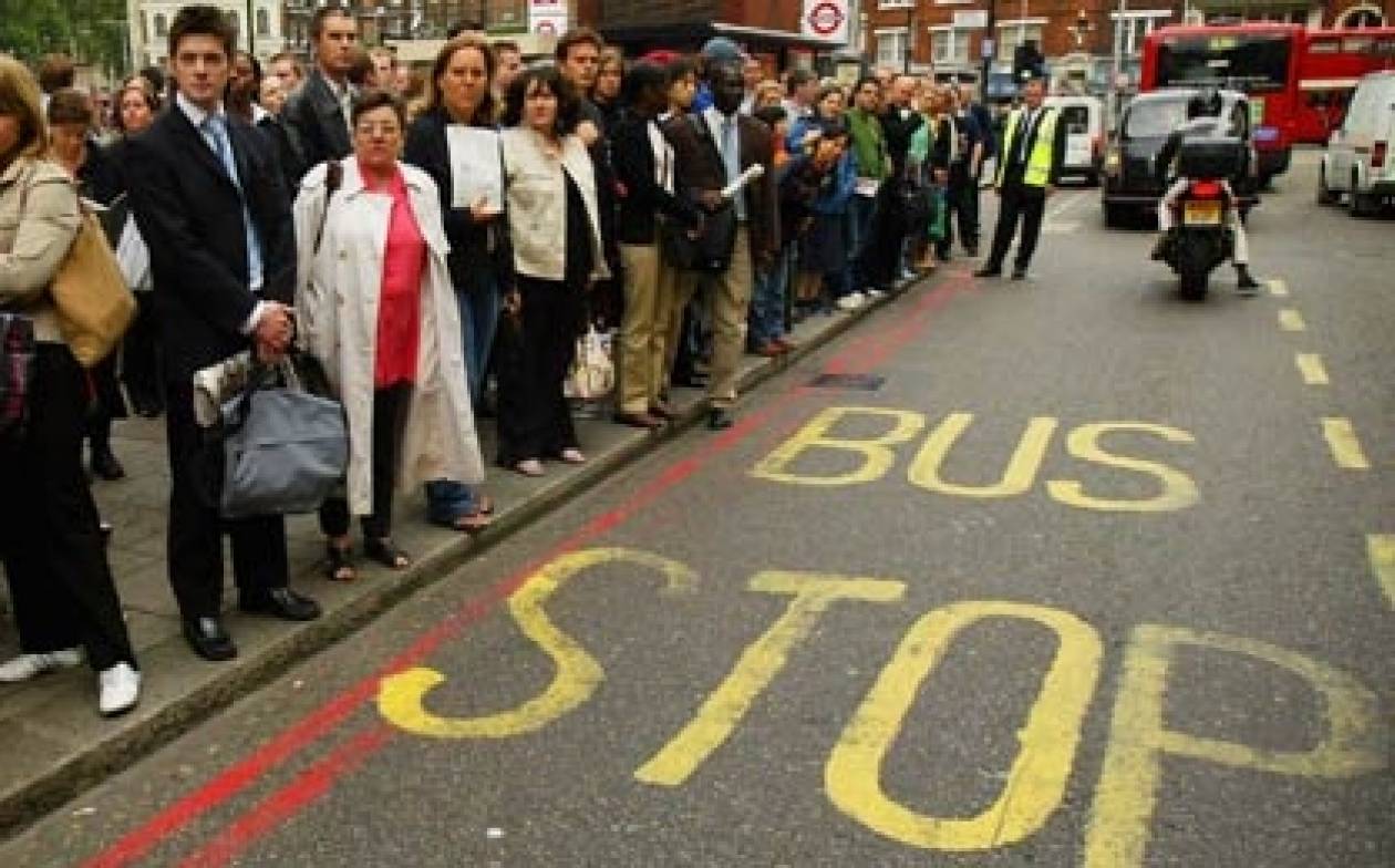Λονδίνο: «Στάση» λεωφορείων