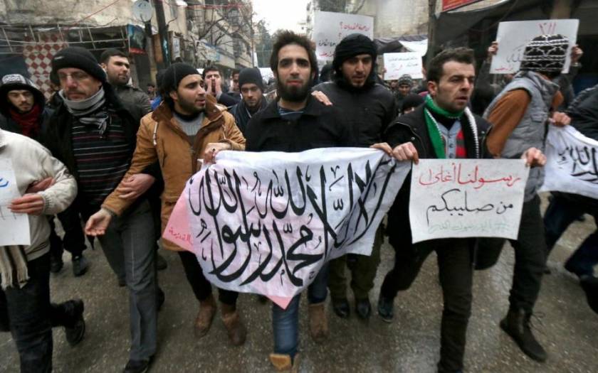 Συρία: Έκαψαν πλακάτ με σύνθημα «Είμαι κι εγώ Σαρλί»