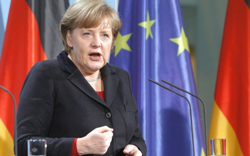 Μέρκελ: Θα ήθελα να παραμείνει στην Ευρωζώνη η Ελλάδα