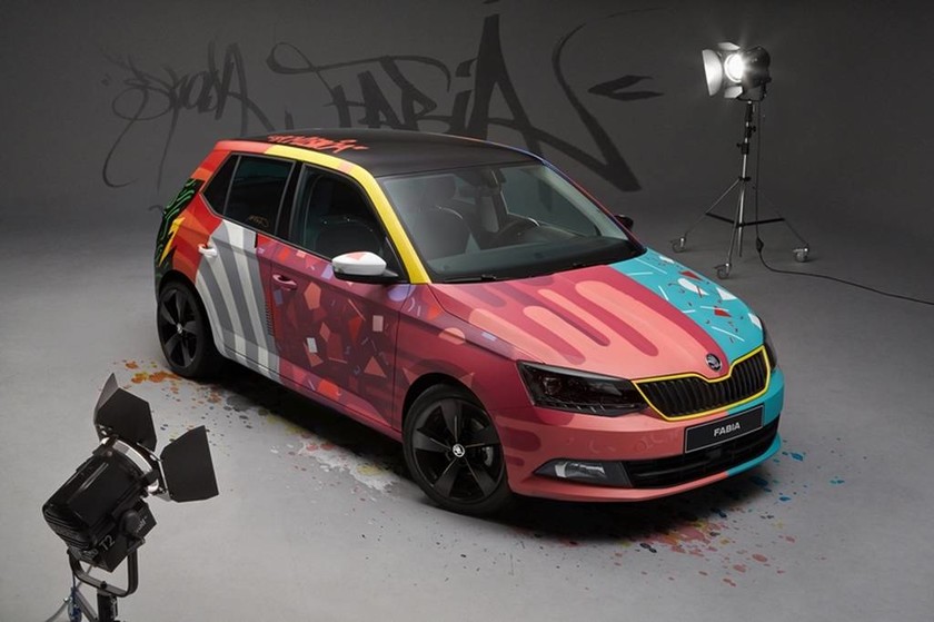 O μετρ στο γκράφιτι έφτιαξε ένα όχημα μοναδικό, πλούσιο σε συναίσθημα και χρώμα
