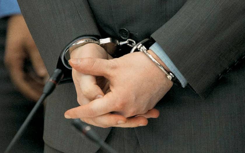 Συνελήφθη στη Λάρισα για οφειλές εκατομμυρίων