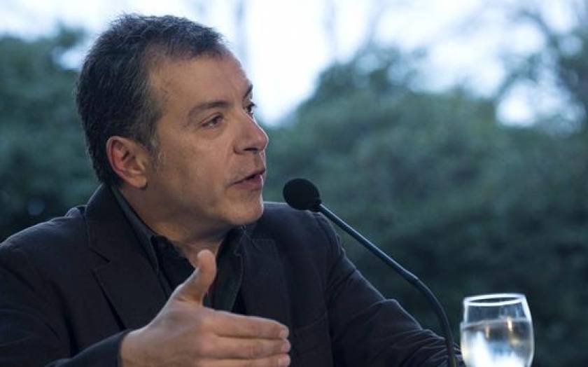 Εκλογές 2015 - Θεοδωράκης: Ο Σαμαράς θα κάνει πολύ μικρή την Ελλάδα