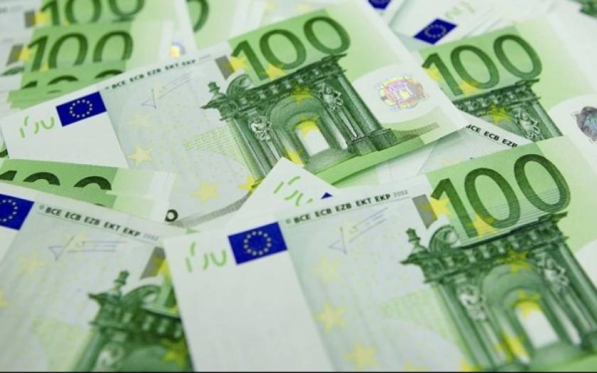 Περισσότερα πλαστά χαρτονομίσματα βρήκε η ΕΚΤ