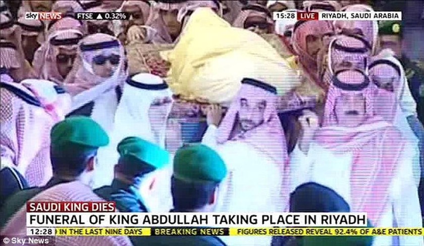 Σαουδική Αραβία: Λιτή η ταφή του βασιλιά Αμπντάλα