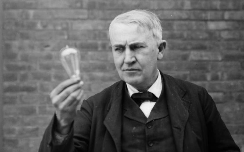 Σαν σήμερα το 1880 ο Τόμας Έντισον πατεντάρει το λαμπτήρα πυρακτώσεως