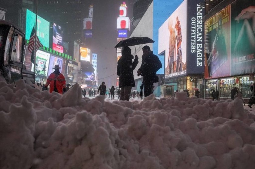 Ν. Υόρκη: Έκτακτα μέτρα εν αναμονή της σφοδρής χιονοθύελλας