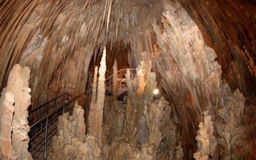Σε οκτώ μήνες θα είναι έτοιμος ο δρόμος για το Σπήλαιο Καστανέας