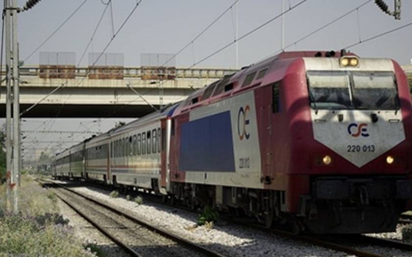 Λάρισα: Λαχτάρα για επιβάτες τρένου - Εκτροχιάστηκε βαγόνι