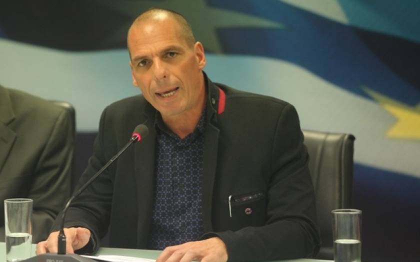 Varoufakis: Gov't will propose reduction of primary surpluses to 1-1.5 pct of GDP