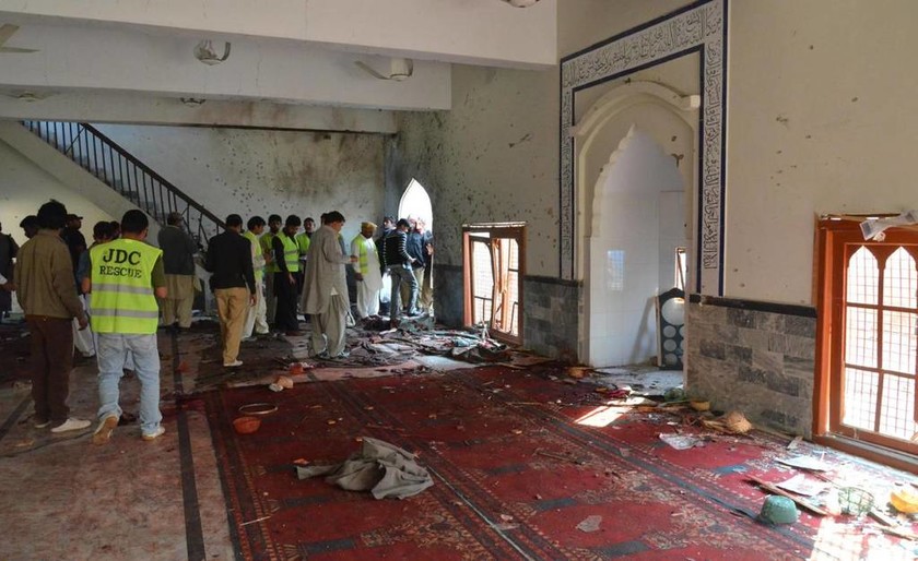 Πακιστάν: Εξήντα οι νεκροί από επίθεση σε τέμενος 