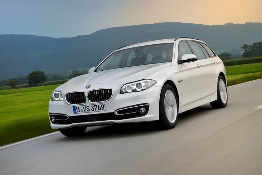 Έχοντας συγκεντρώσει το 23,9 % του συνόλου των ψήφων, η BMW Σειρά 5 ήρθε πρώτη στην ανώτερη μεσαία κατηγορία