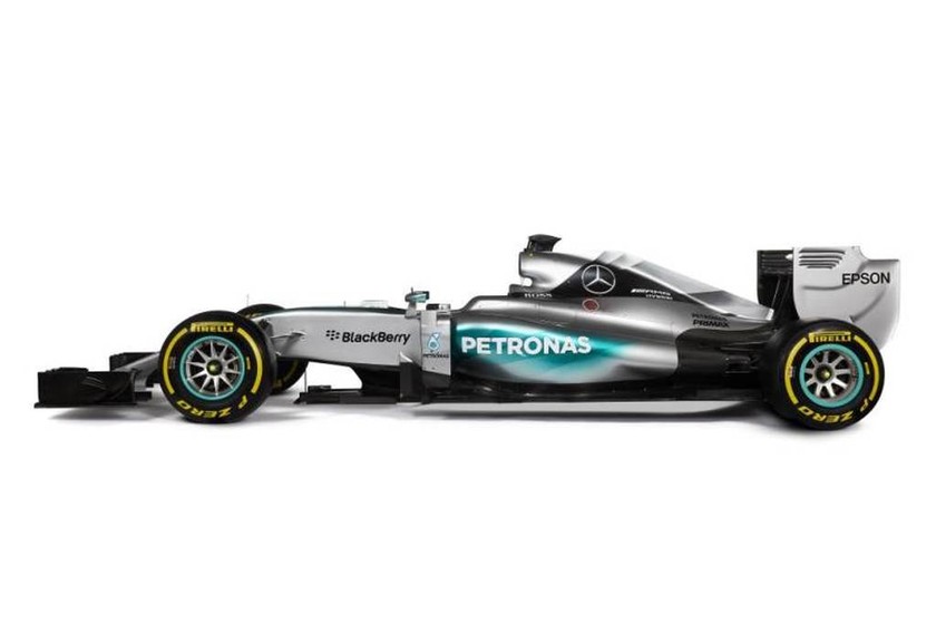 F1: Η πρώτη (επίσημη) εμφάνιση της Mercedes W06 του 2015