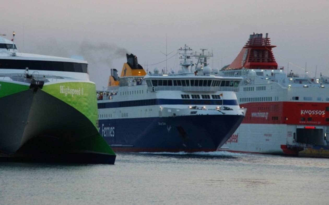 Κακοκαιρία: Φεύγουν τα πλοία από Πειραιά-Ραφήνα-Λαύριο - Κλειστό το Ρίο-Αντίρριο